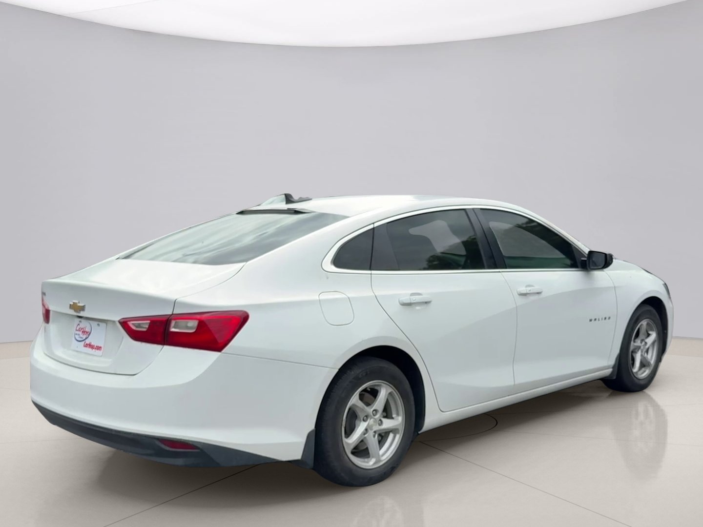 Used 2017 White Chevrolet LS image 5