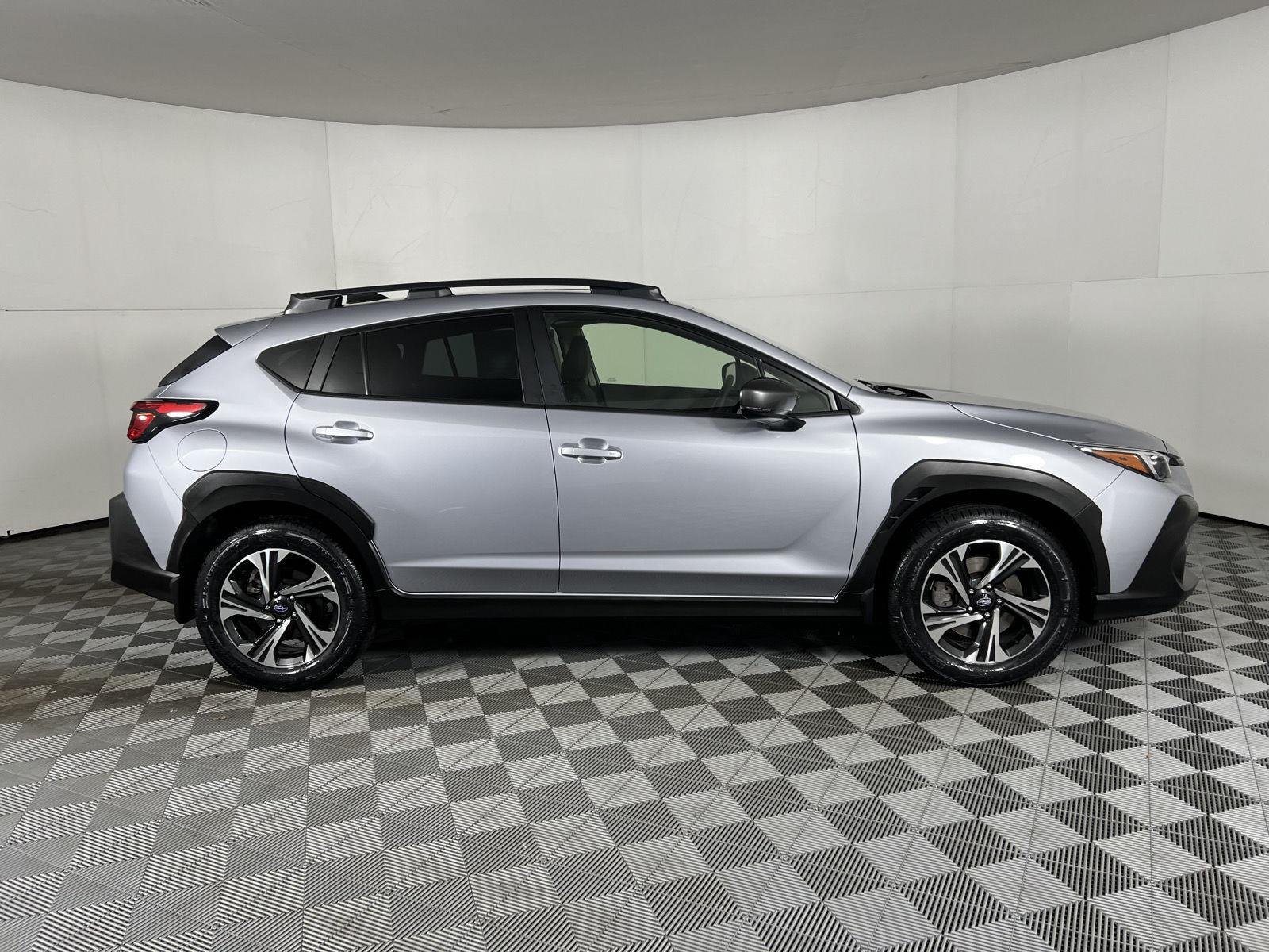 Used 2024 Ice Silver Metallic Subaru Premium image 23