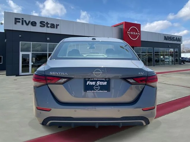 Used 2024 Gray Nissan SV image 5
