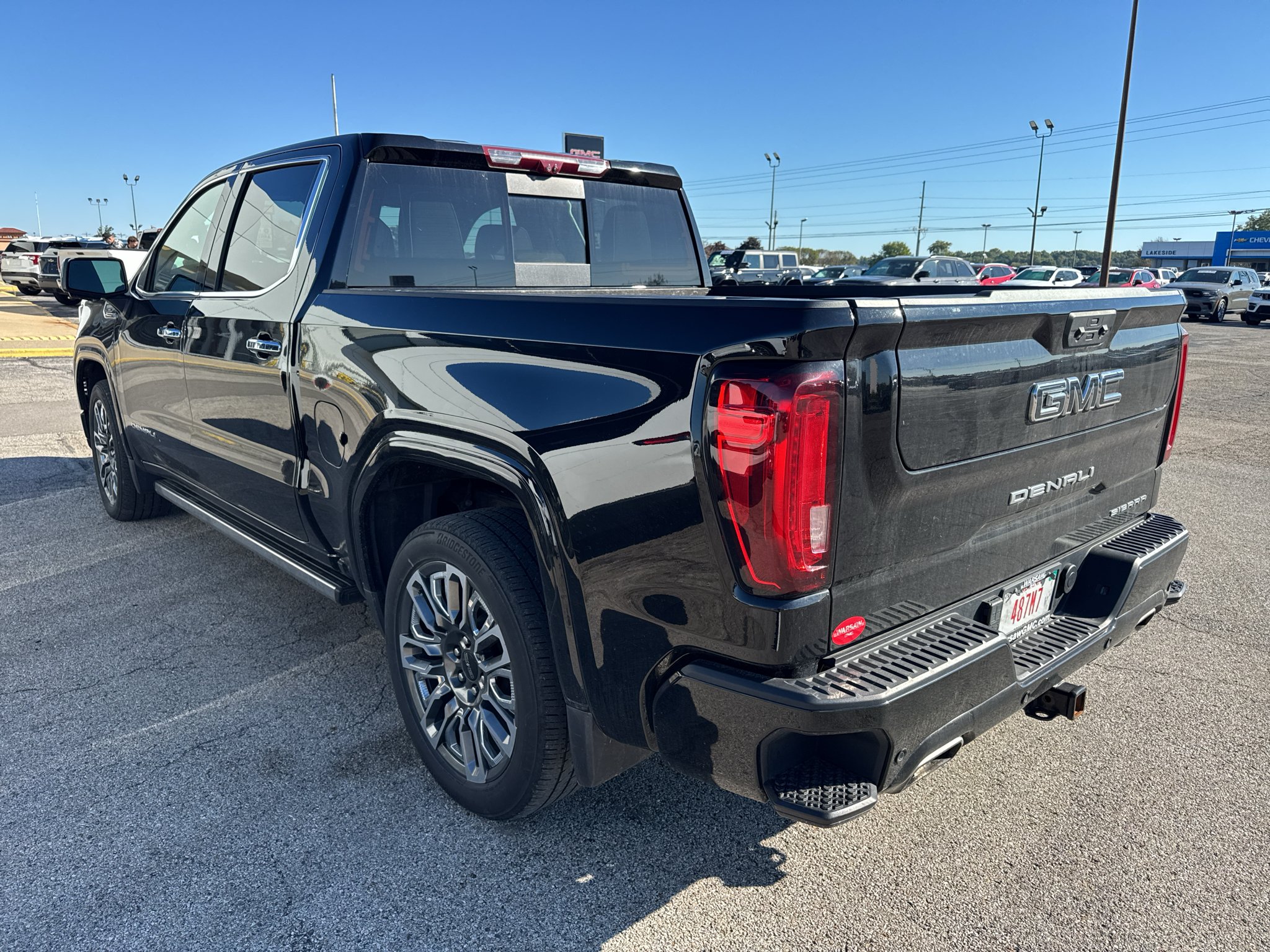 Used 2024 Onyx Black GMC Denali Ultimate image 9