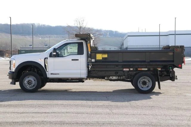 New 2026 Oxford White Ford F-550® XL image 51