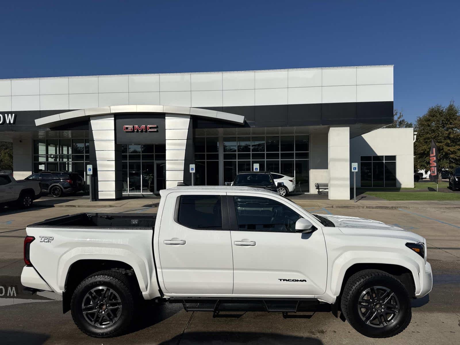 2024 Toyota Tacoma SR5