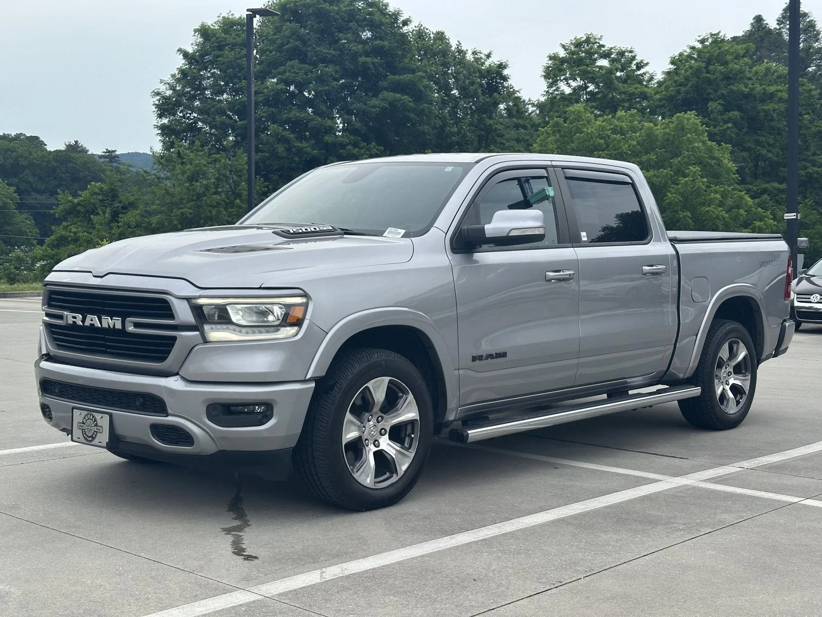 Used 2020 Billet Silver Metallic Clearcoat Ram Laramie image 3