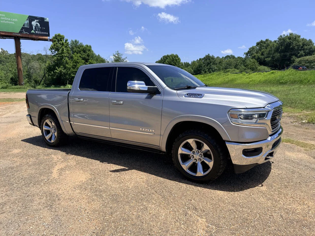 Used 2019 Silver RAM Limited 4x2 4dr Crew Cab 5.6 ft. SB Pickup image 7