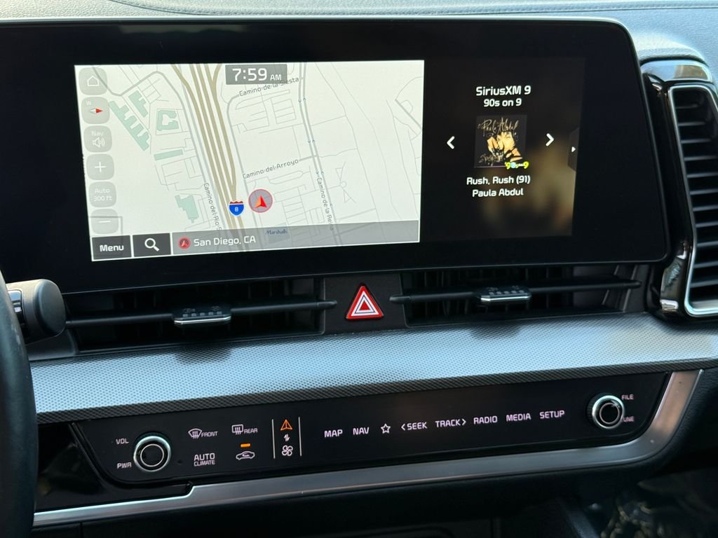 Used 2023 White Kia SX-Prestige image 29