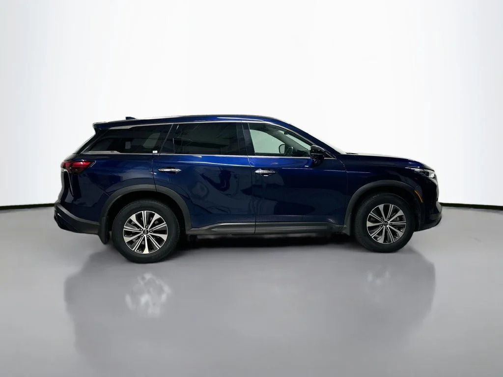 Used 2024 Blue INFINITI PURE image 8