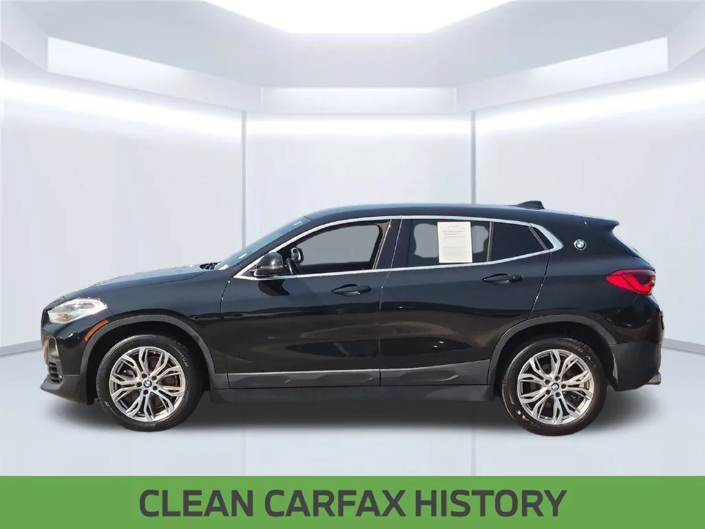 Used 2018 Black BMW sDrive28i image 2