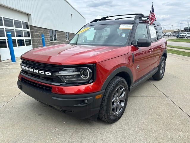 Used 2022 Red Ford Outer Banks image 4