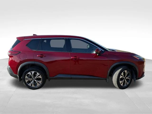 Used 2021 Red Nissan SV image 8