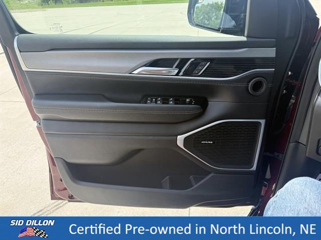 Used 2023 Velvet Red Pearlcoat Jeep Series II Carbide image 17