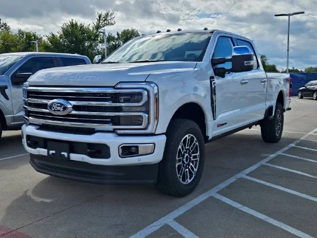 New 2027 White Ford Platinum image 2