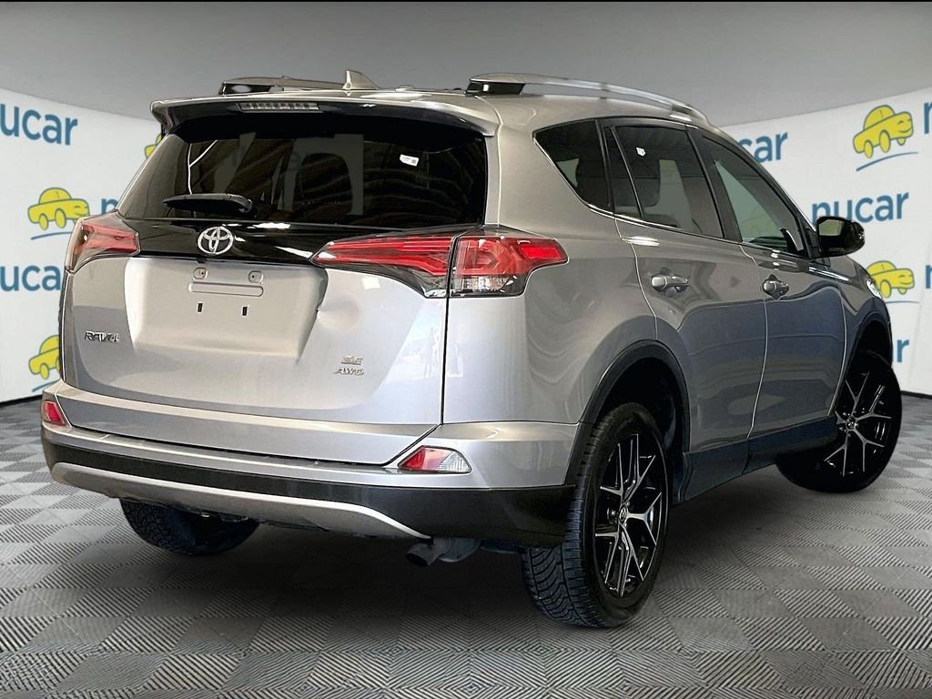 Used 2018 Silver Toyota SE image 6