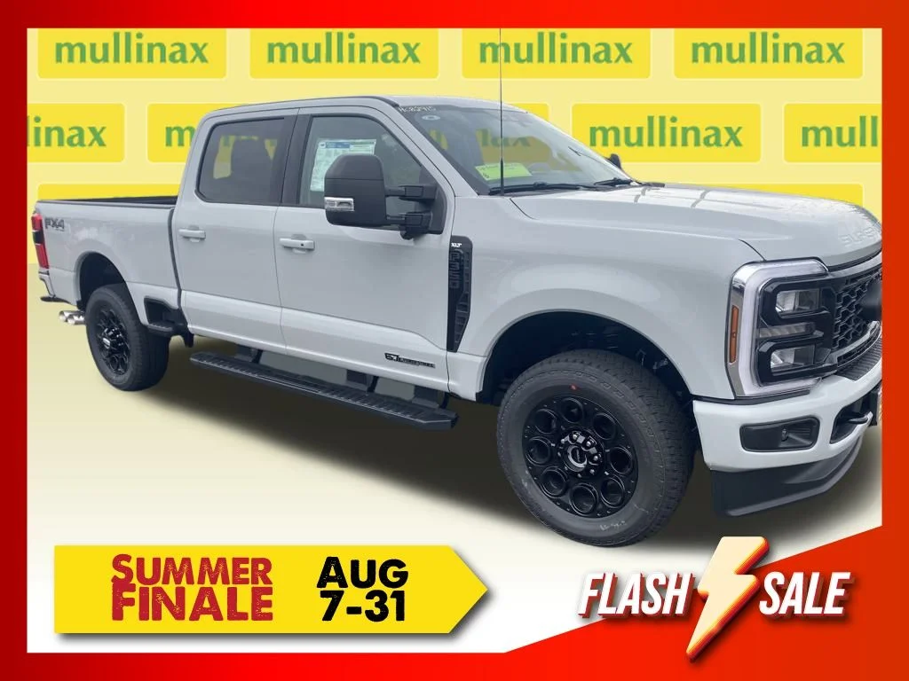 New 2026 White Ford XLT image 1