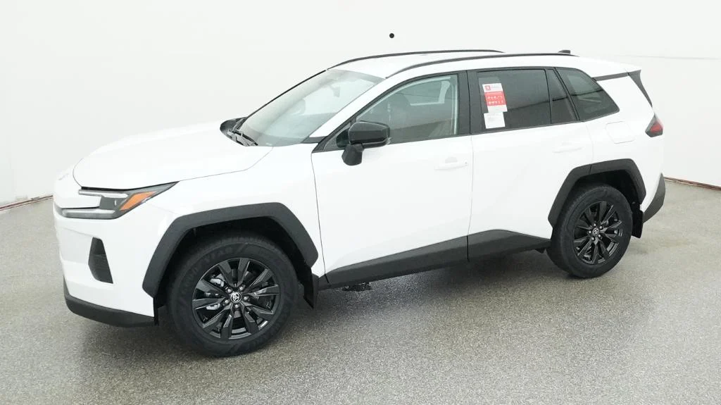New 2026 Ice Cap Toyota XLE Premium image 18
