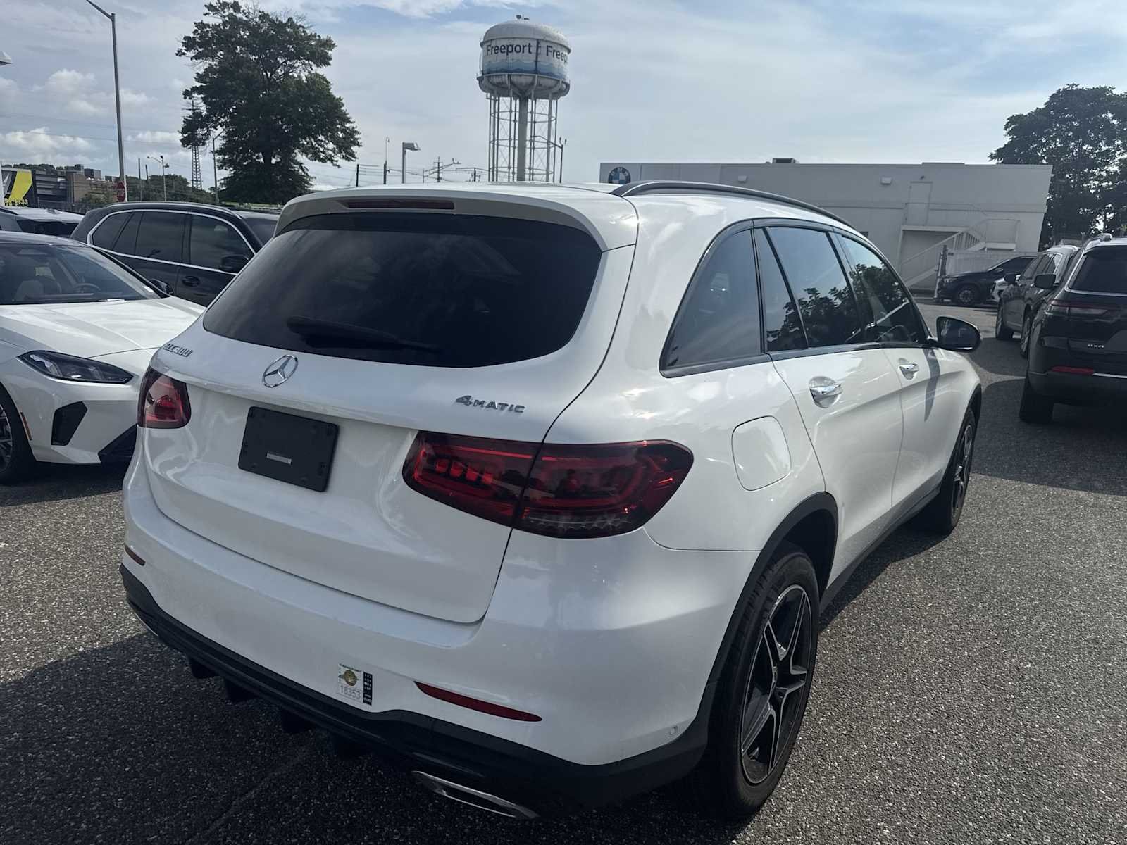 2021 Mercedes-Benz GLC GLC300 - Photo 7