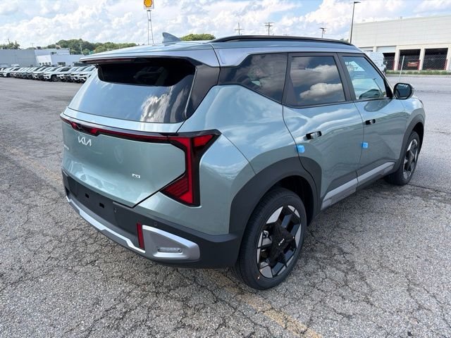 New 2027 Iceberg Green Kia EX image 7