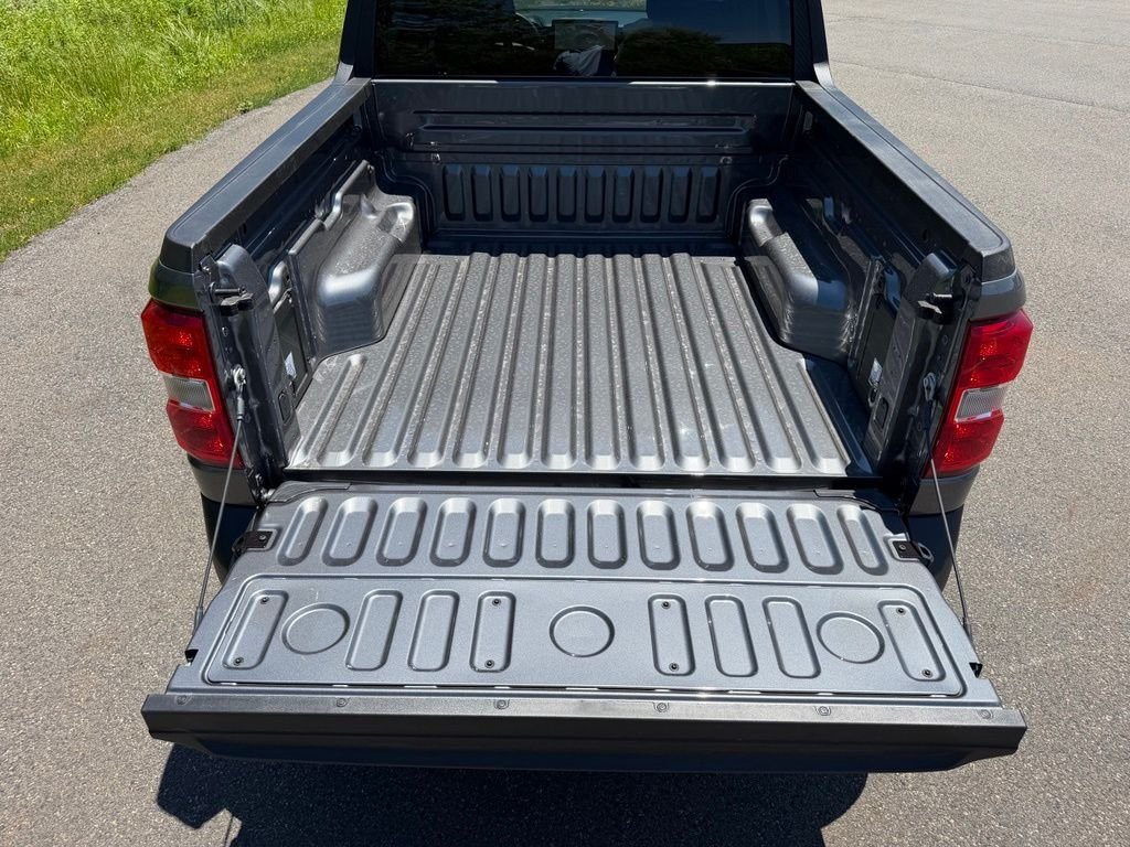 New 2026 Carbonized Gray Metallic Ford XL image 21