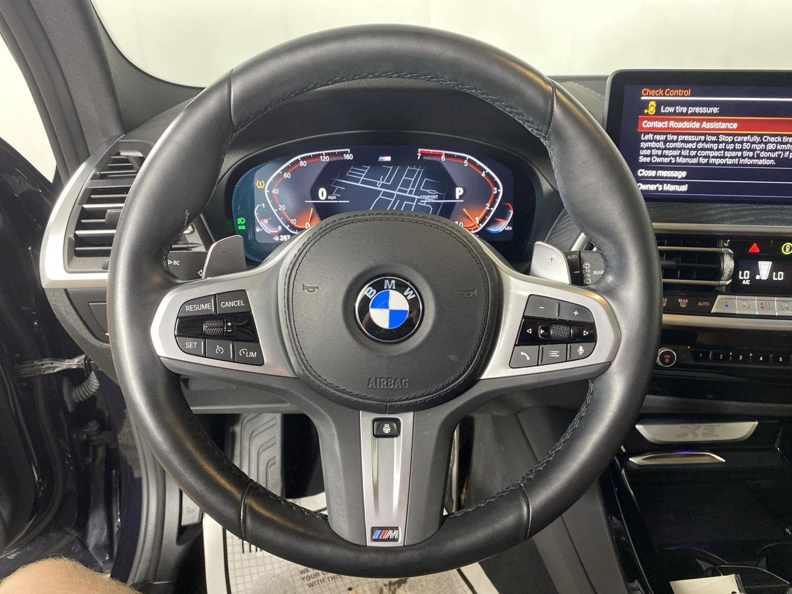 Used 2024 Carbon Black Metallic BMW xDrive30i image 18