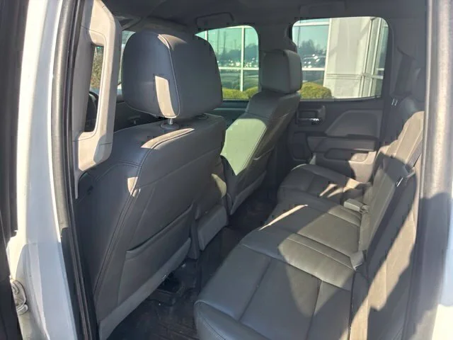 Used 2019 White Chevrolet WT image 18