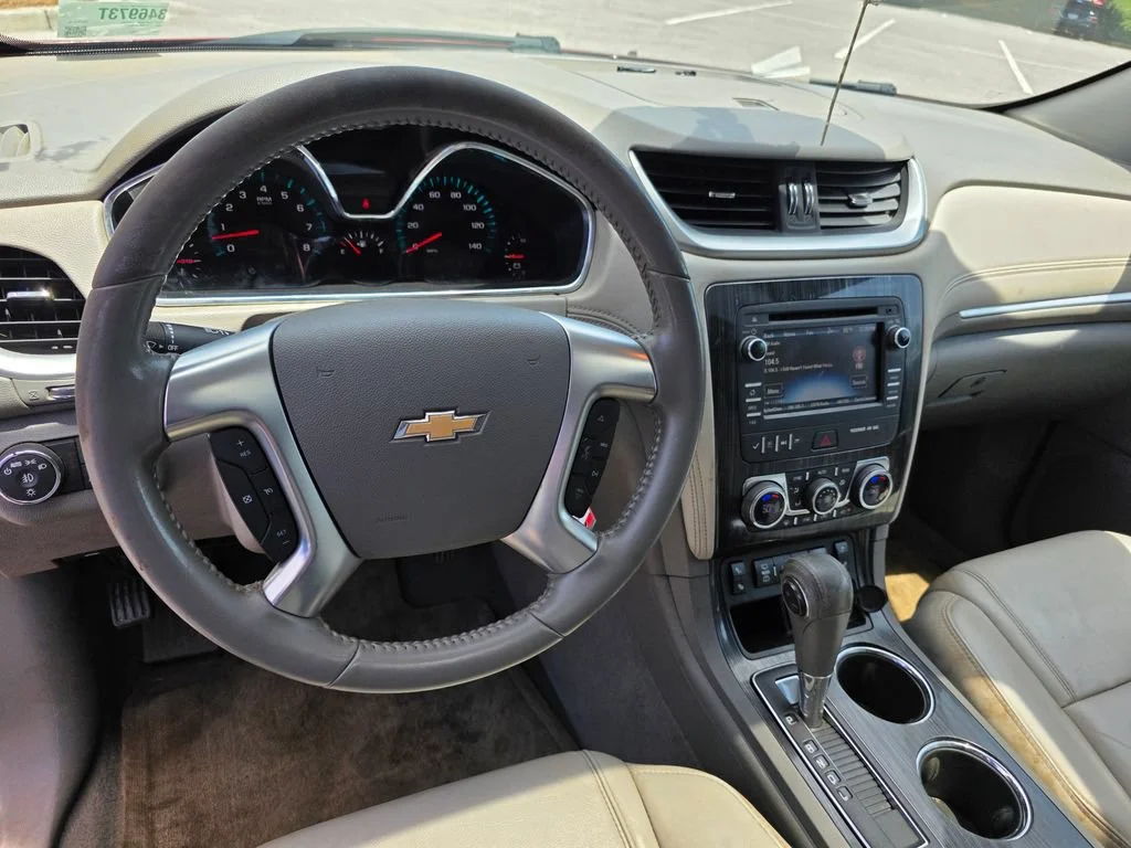 Used 2015 SIREN RED TINTCOAT Chevrolet LT image 15