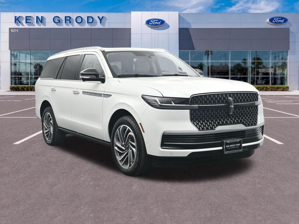 2025 Lincoln Navigator Reserve 4WD's photo