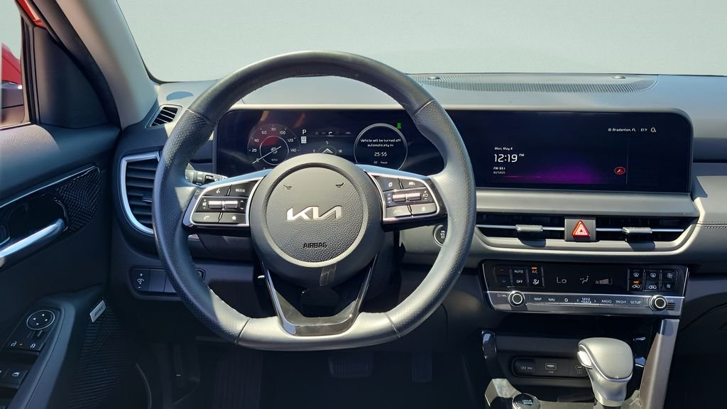 2024 Kia Seltos SX - Photo 17
