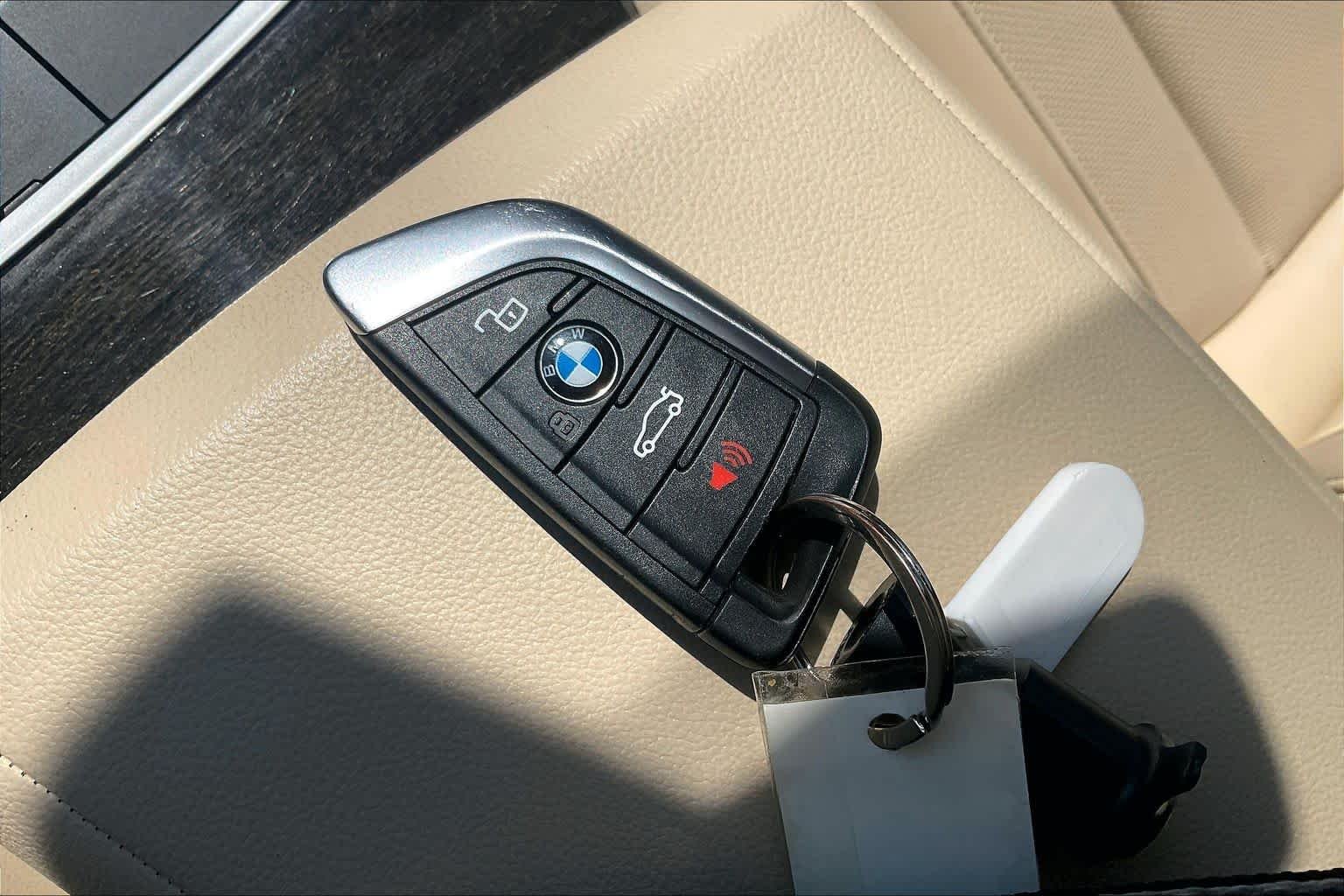 Used 2022 Skyscraper Grey Metallic BMW 430i image 13