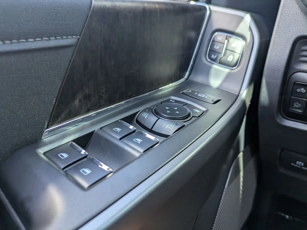 New 2026 Carbonized Gray Metallic Ford Lariat image 27