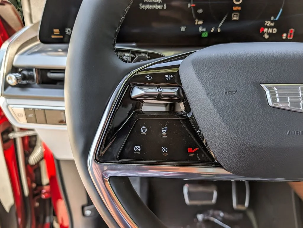 2026 Cadillac VISTIQ Sport - Photo 26