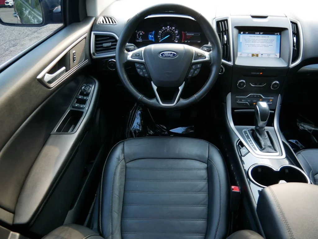 Used 2016 Blue Ford SEL image 11