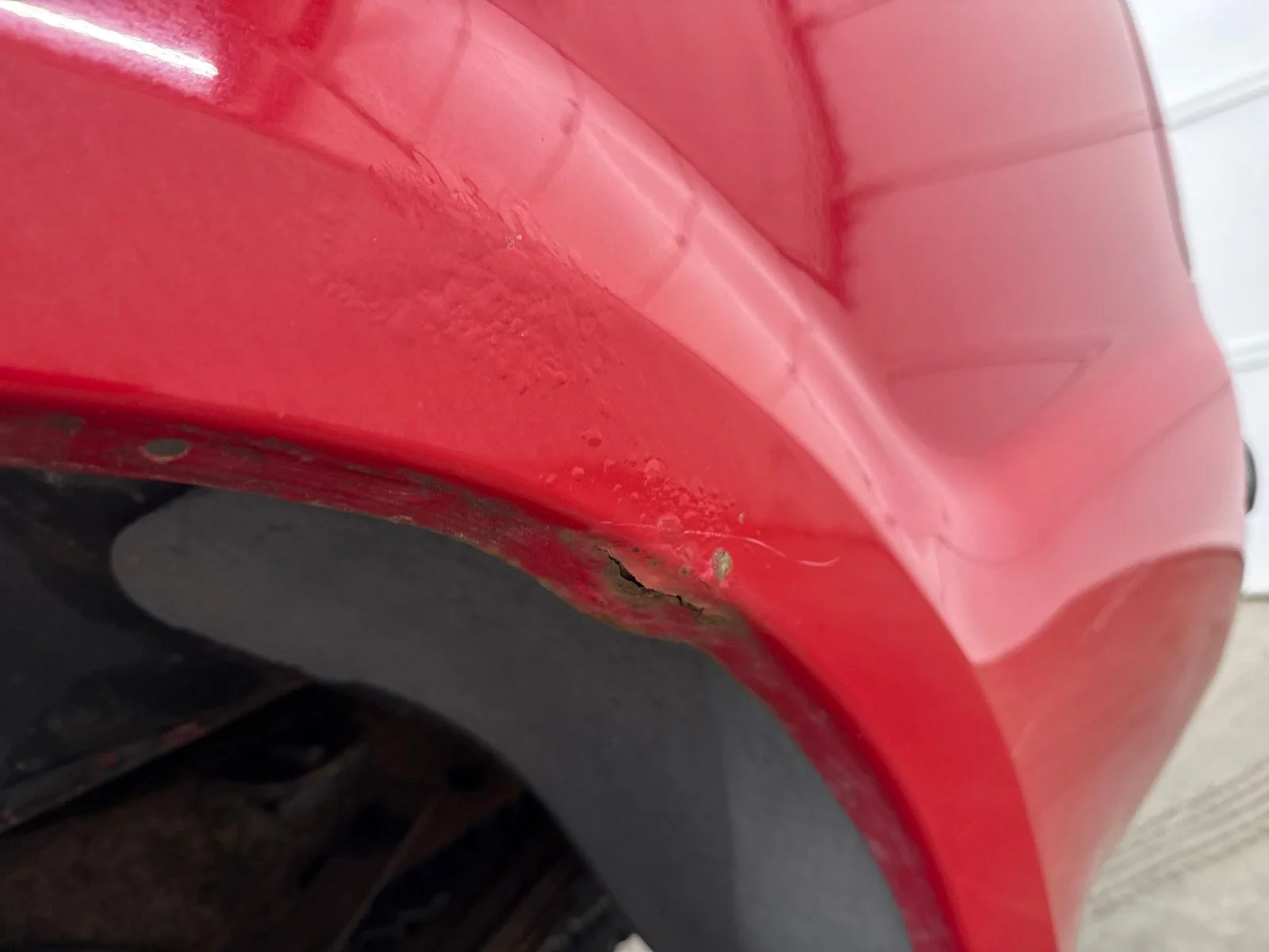 Used 2003 Red Ford XL image 12