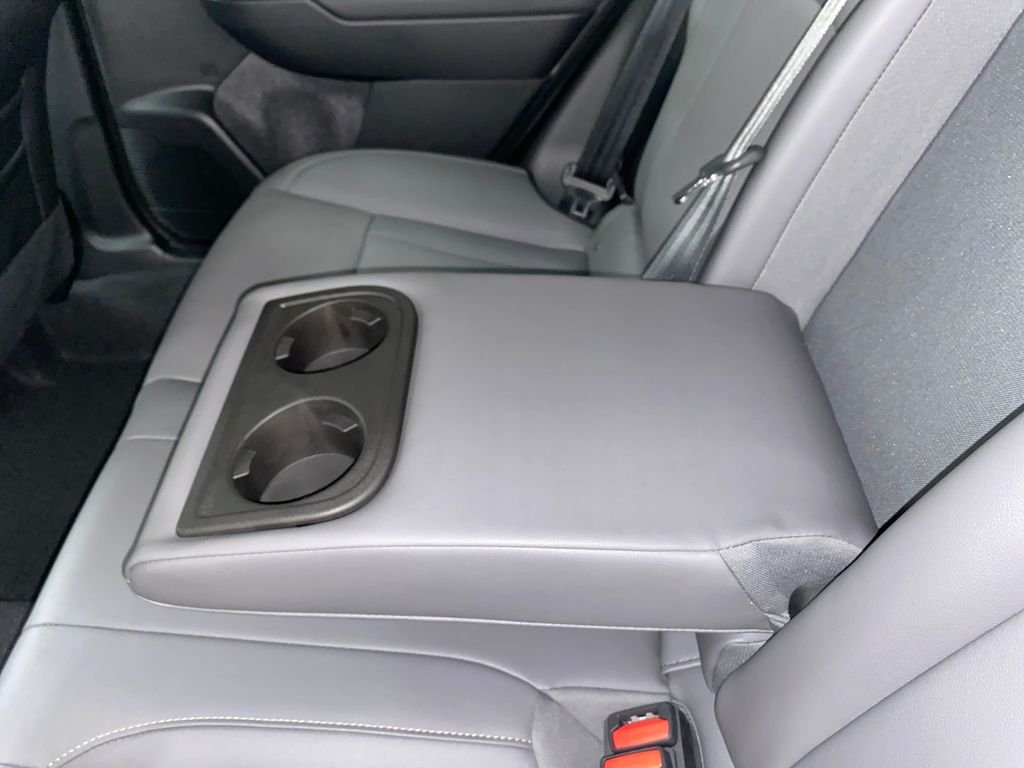 2026 Subaru Outback Limited - Photo 13