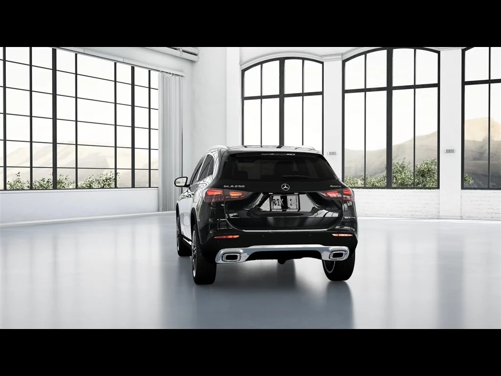 New 2026 Night Black Mercedes-Benz GLA 250 4MATIC® image 21