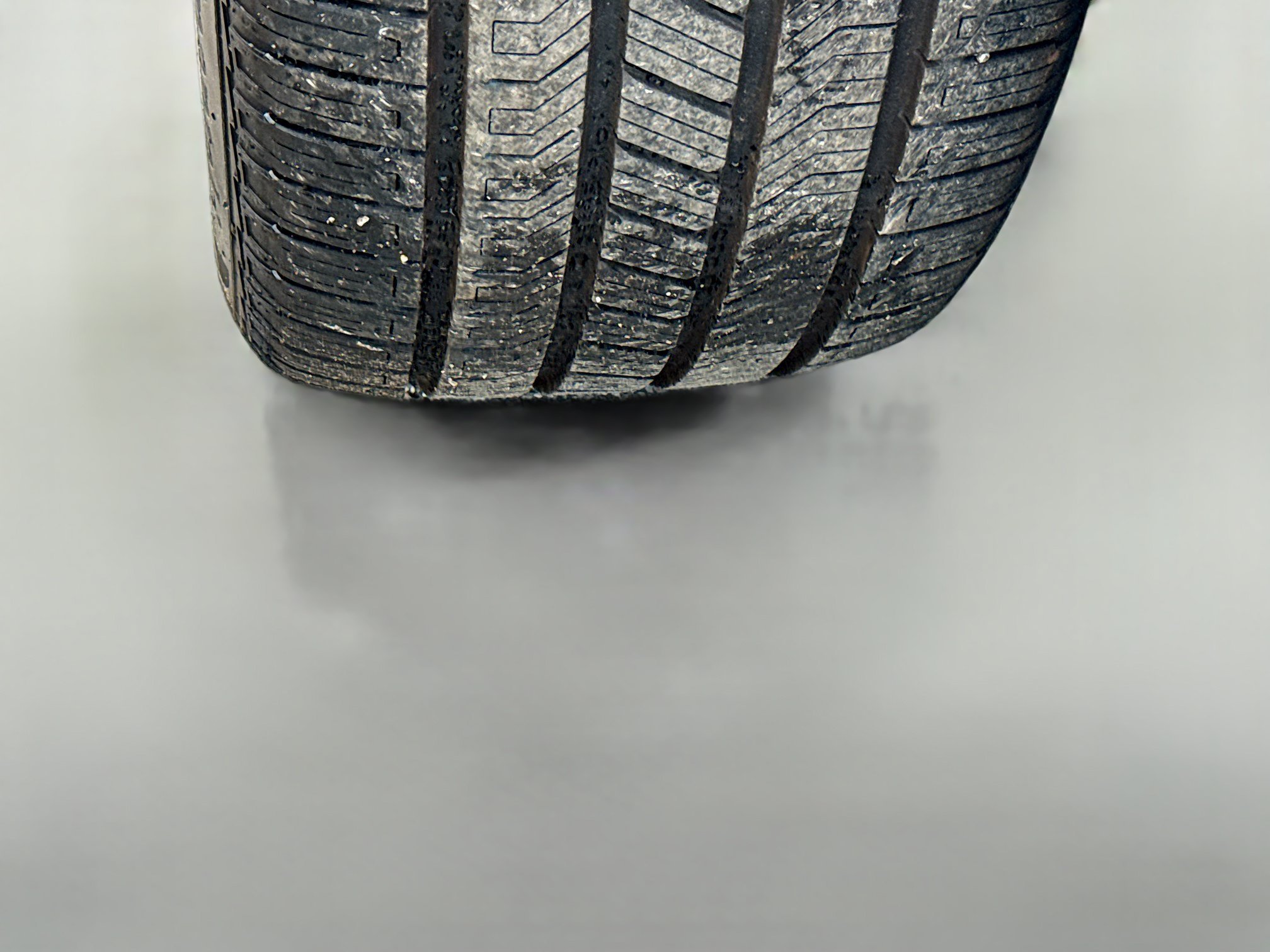 New 2026 Fuji White Land Rover X-Dynamic SE image 43