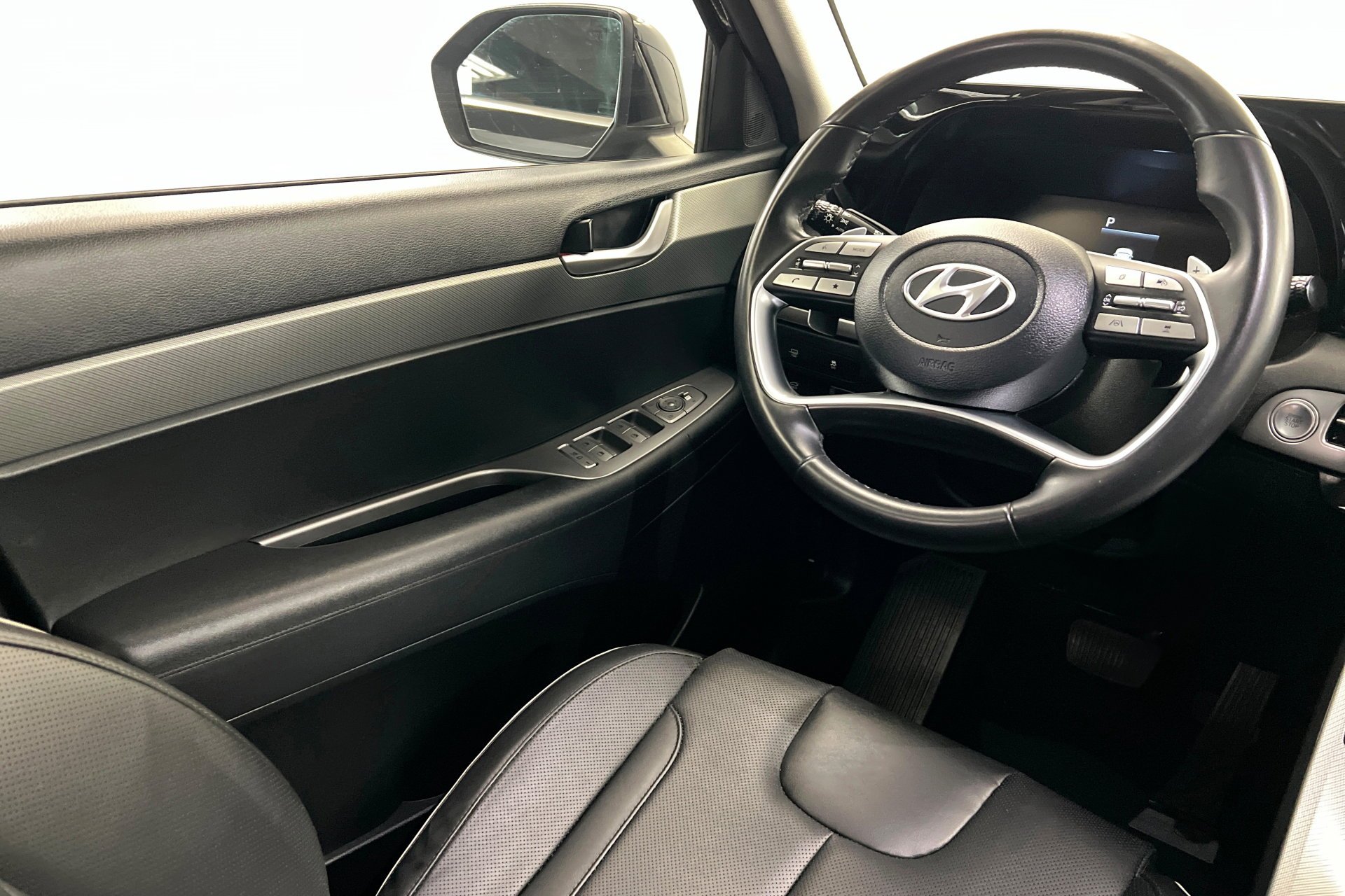 Used 2023 Abyss Black Pearl Hyundai XRT image 12