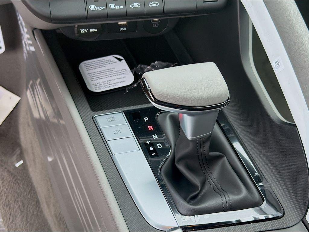 New 2026 Abyss Black Hyundai SEL Sport image 13