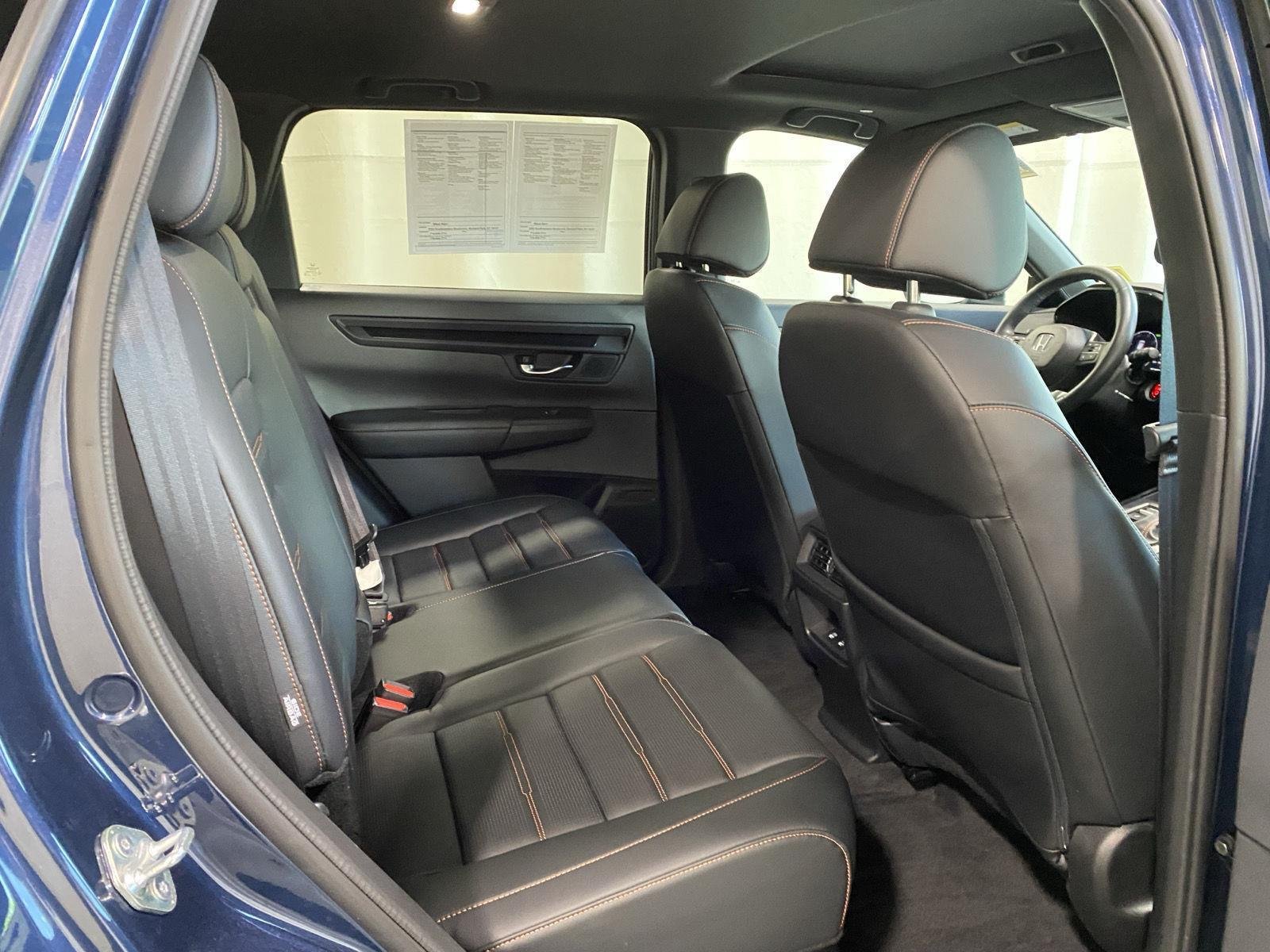 Used 2024 Canyon River Blue Metallic Honda Sport-L image 12