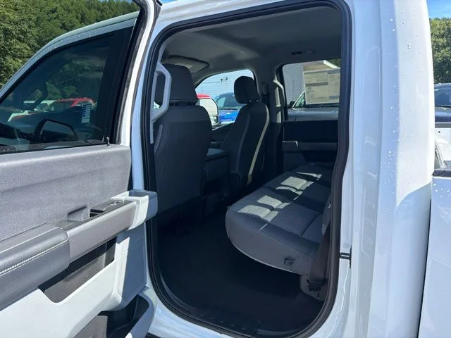 New 2027 Oxford White Ford F-350® XL image 47