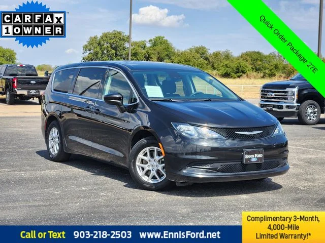 2023 Chrysler Voyager