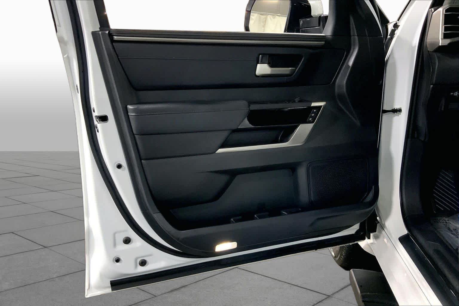 Used 2024 Wind Chill Pearl Toyota Limited image 22
