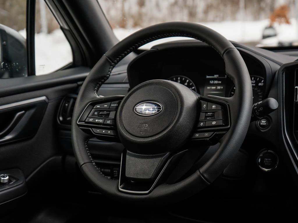 New 2026 CRYSTAL BLACK SILICA Subaru Premium image 15