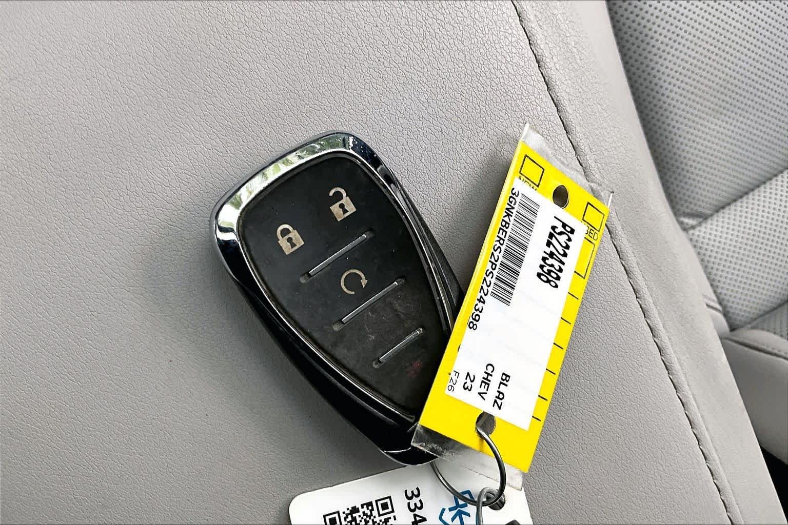 Used 2023 Nori Green Pearl Lexus Premium image 15