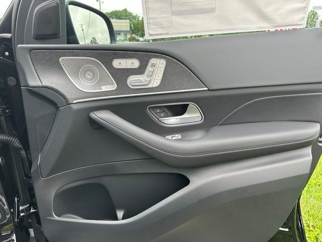 New 2026 Obsidian Black Metallic Mercedes-Benz GLS 450 image 22