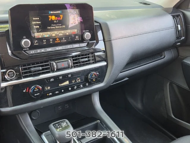 Used 2024 Gray Nissan SV image 26