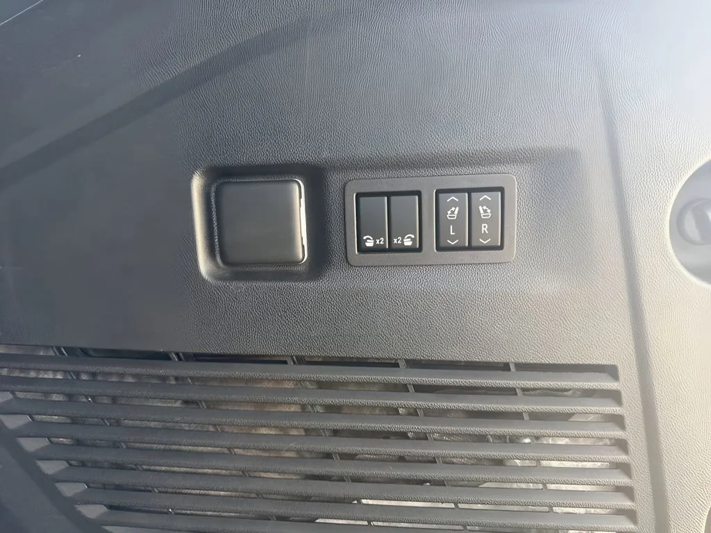 Used 2024 Sterling Metallic GMC Denali image 32