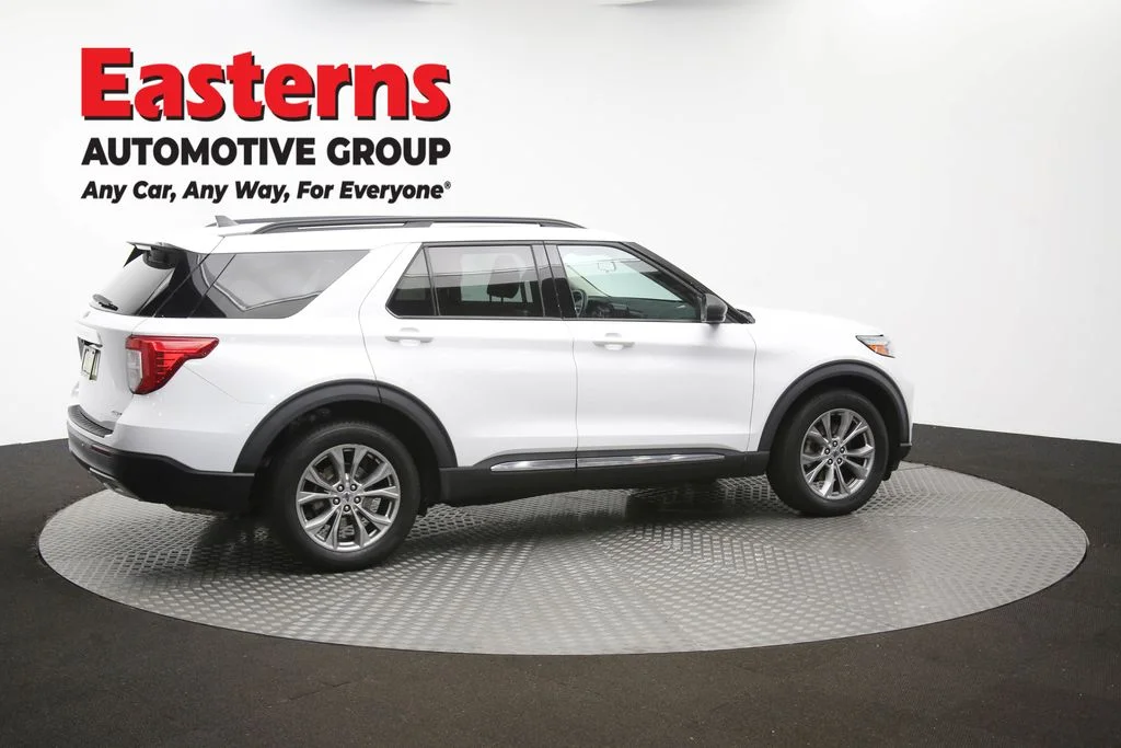 Used 2022 White Ford XLT image 46