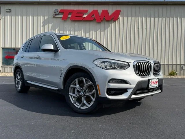 Used 2021 Silver BMW xDrive30i image 1
