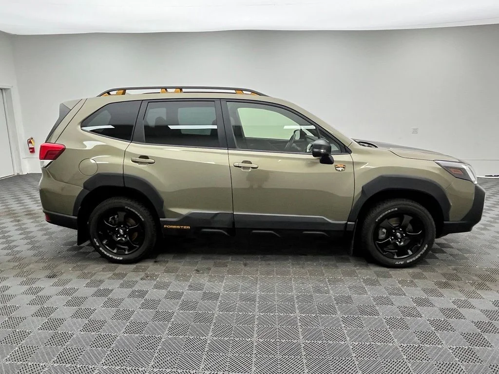 Used 2022 Brown Subaru Wilderness image 8