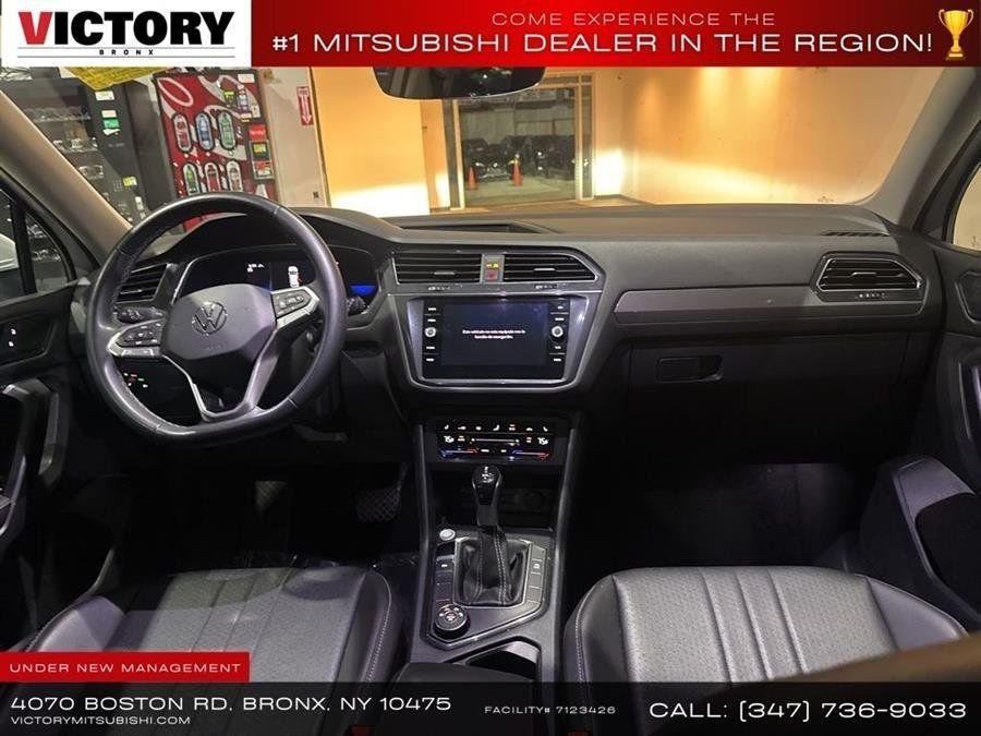 Used 2023 White Volkswagen 2.0T SE image 20