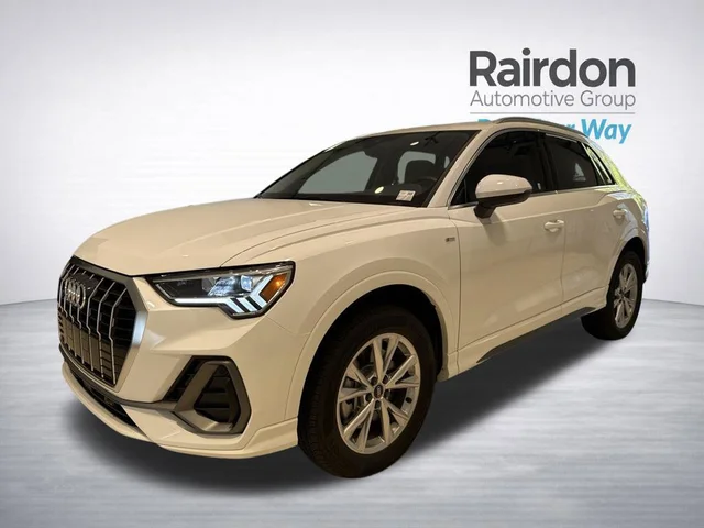 2023 Audi Q3 S line Premium